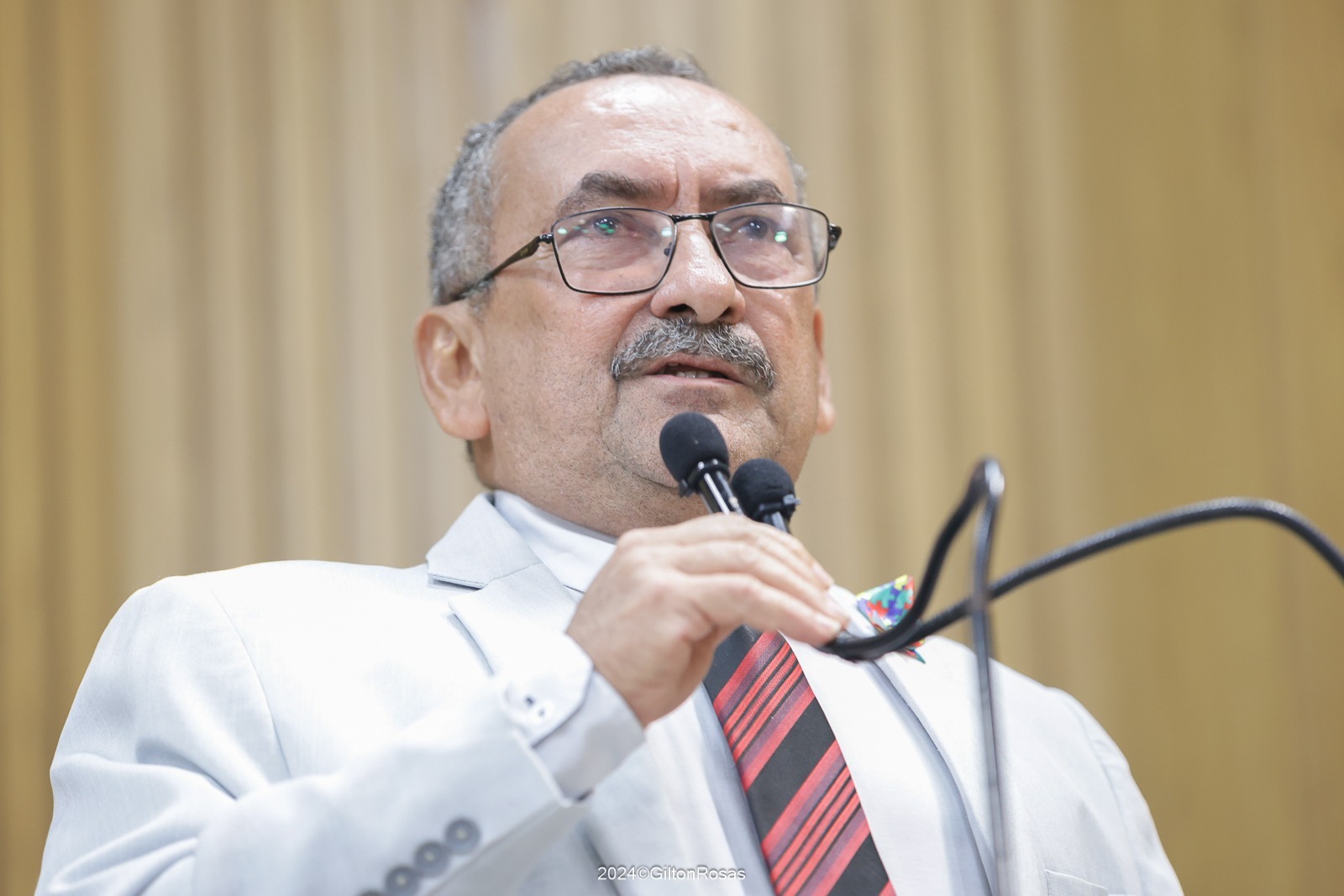 Cícero do Santa Maria cobra realização de exames de ultrassonografias em Aracaju