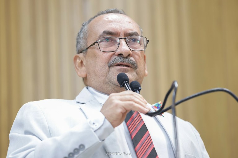 Cícero do Santa Maria cobra realização de exames de ultrassonografias em Aracaju