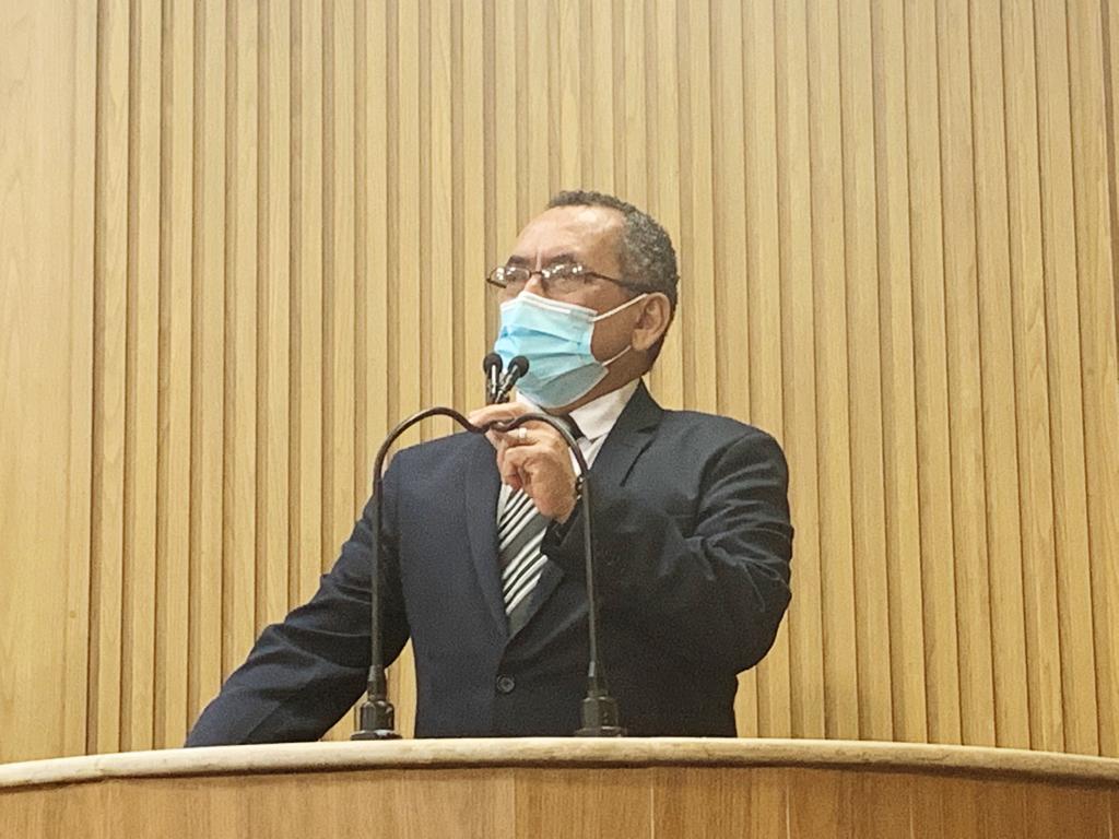 Cícero do Santa Maria desmente Fake News que o acusava de ter votado contra novos empregos em Aracaju