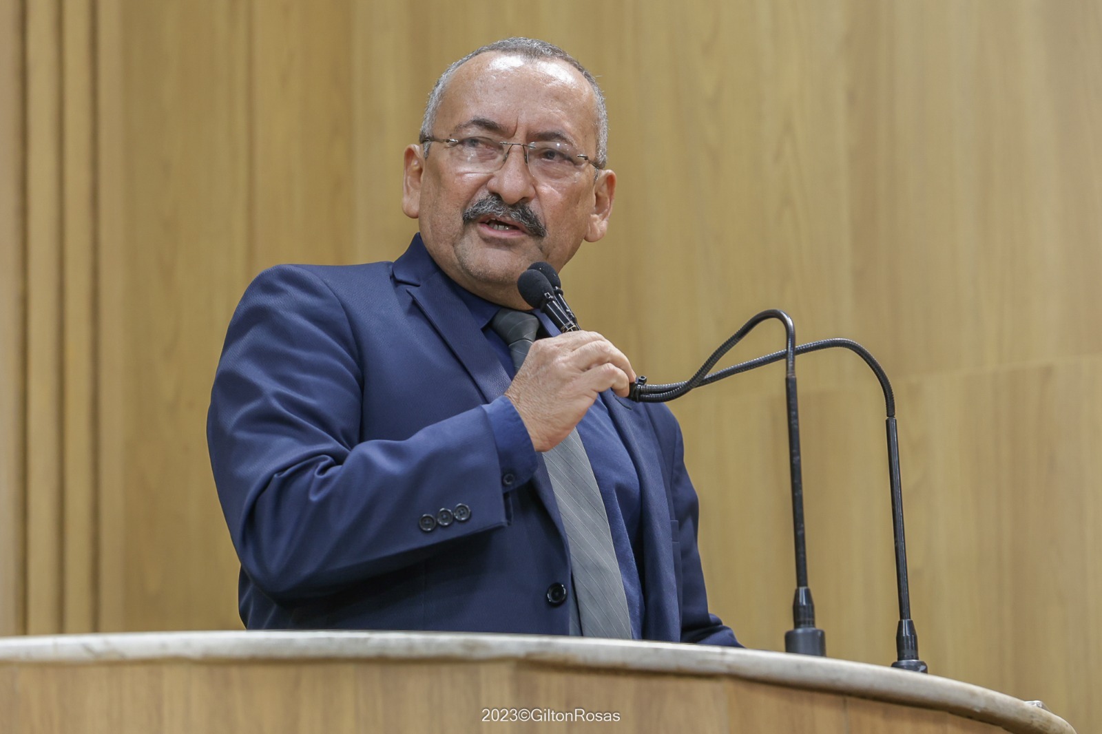 Cícero do Santa Maria volta afirmar que lavanderia tem prejudicado a saúde de moradores do bairro   