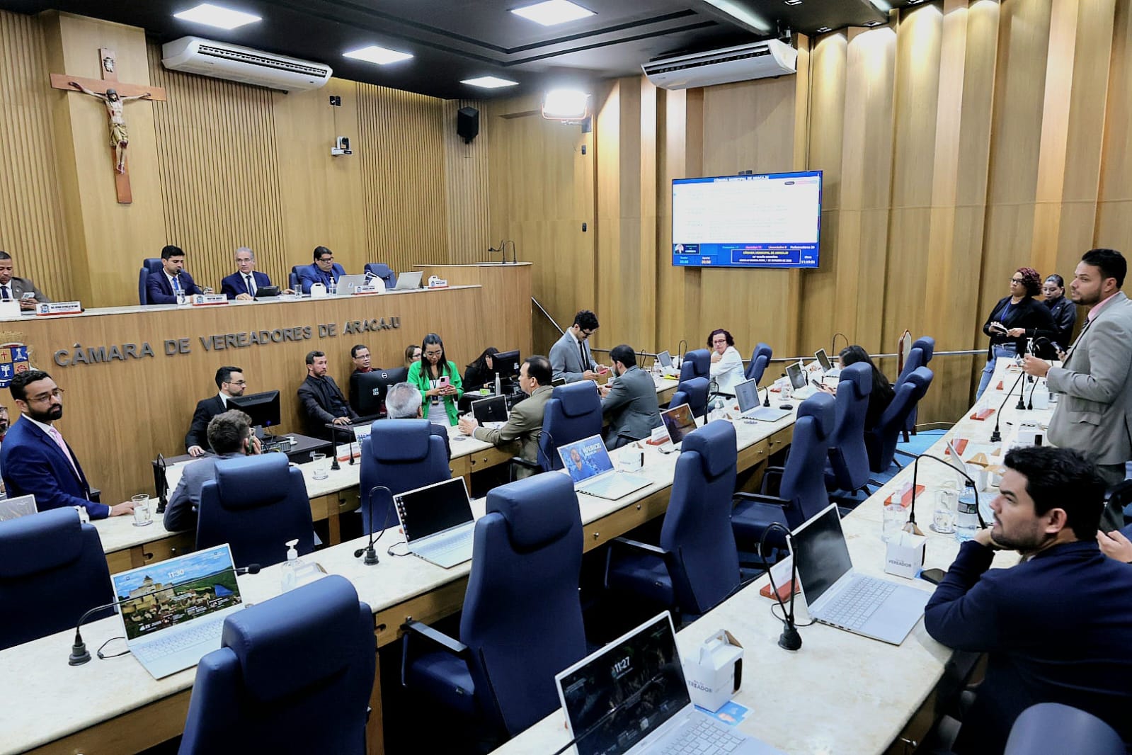 CMA aprova, em segunda discussão, a obrigatoriedade do teste de glicemia durante o procedimento de triagem e a instalação de GPS nos veículos de transporte escolar  