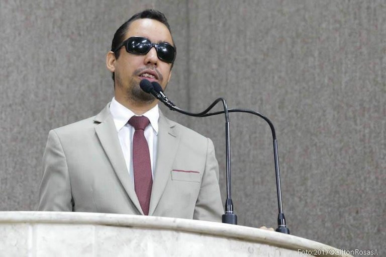 CMA aprova projeto de lei para instalação de condicionadores de ar no transporte coletivo