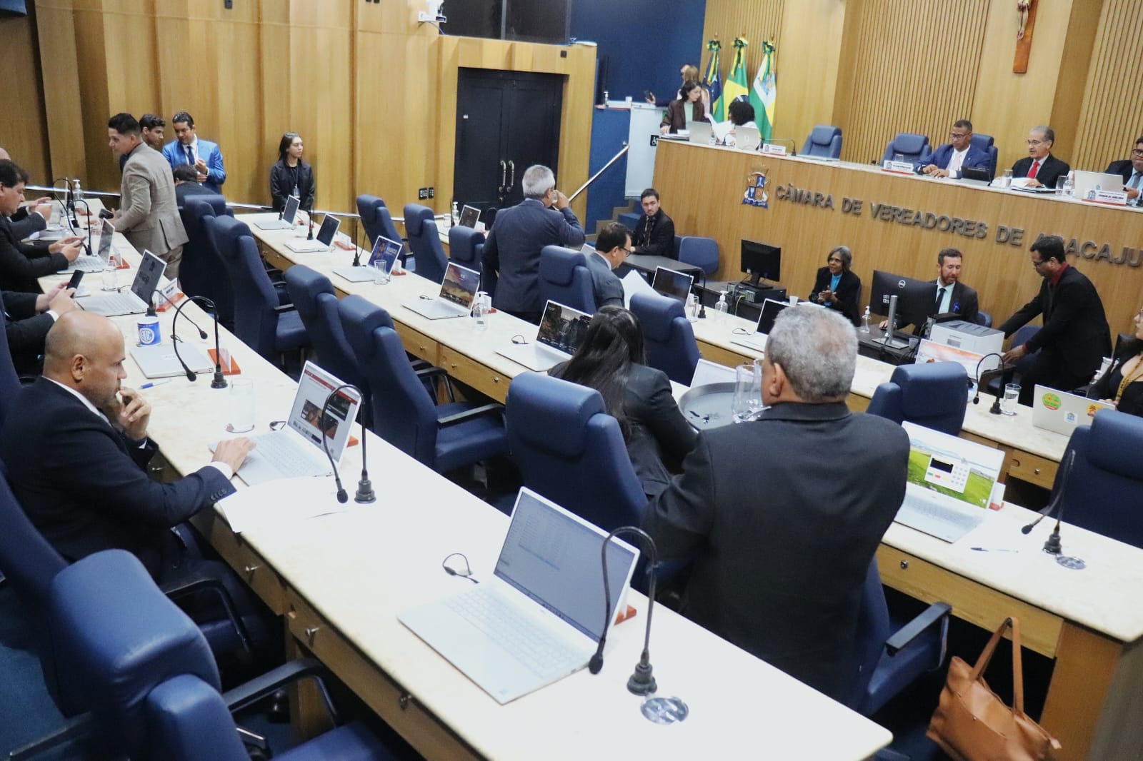 CMA aprova projeto de lei que cria Programa de Desenvolvimento em Inteligência Emocional para servidores públicos de Aracaju