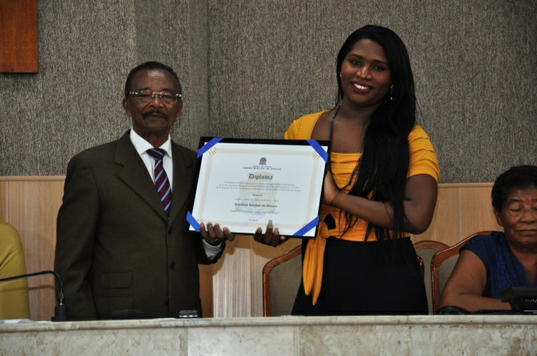 CMA concede título de cidadania aracajuana a Silvânia Santos Sousa