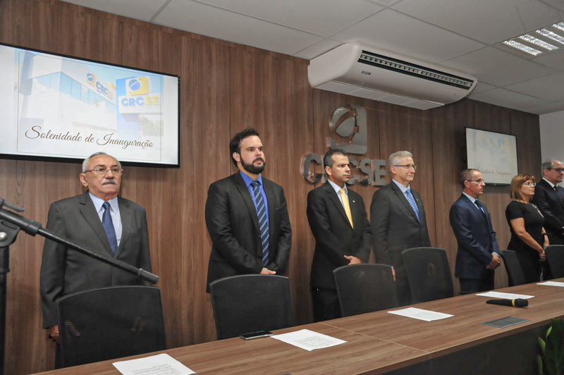 Câmara entrega título de cidadania Aracajuana a Martonio Coelho 