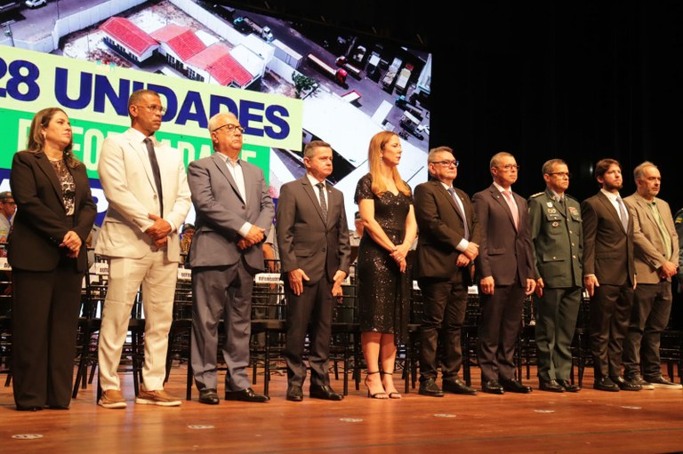 CMA participa de solenidade da PMSE em homenagem a Tiradentes e promoção de militares