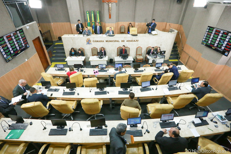Câmara retoma trabalhos legislativos nesta terça, 19