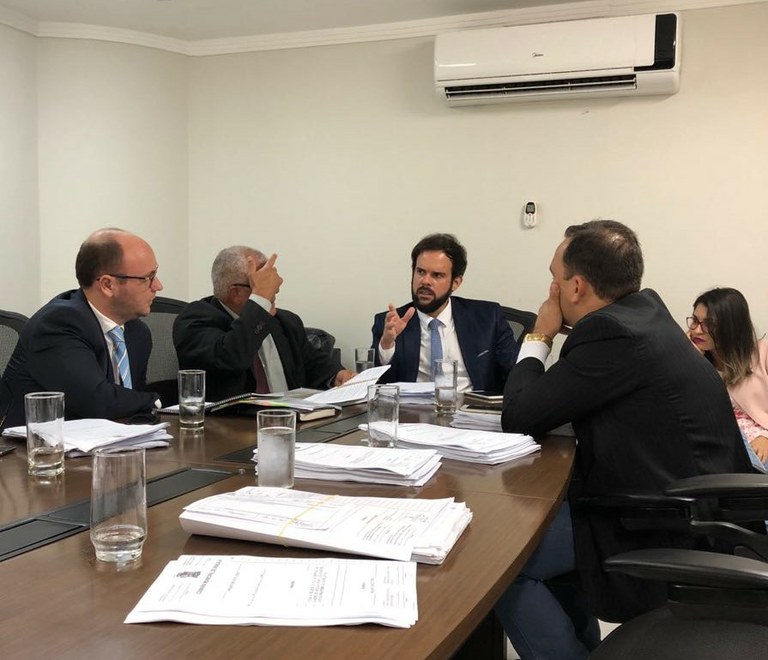 Comissão de Finanças se reúne para discutir a Lei Orçamentária Anual