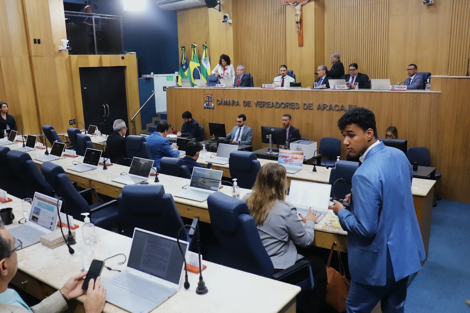 Confira o que foi discutido durante o Pequeno Expediente desta terça-feira, 10/06 