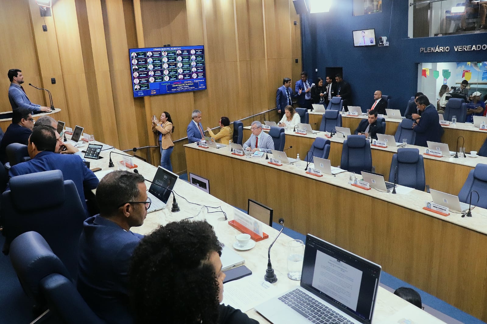 Confira o que foi discutido no Pequeno Expediente nesta quinta-feira, 12