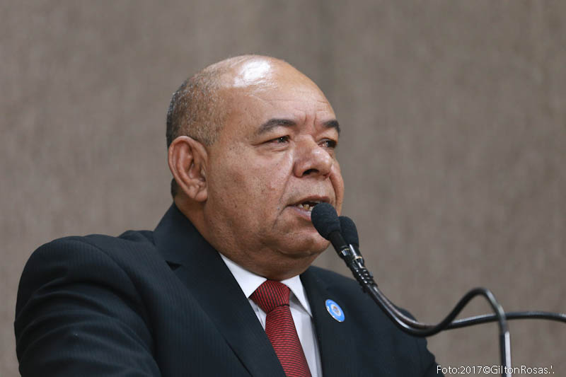 “Meia-passagem aos domingos é uma vitória”, diz Seu Marcos