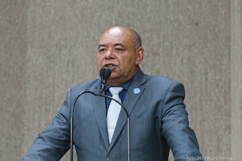 Projeto de Lei que propõe gratuidade a idoso de 60 anos é aprovado