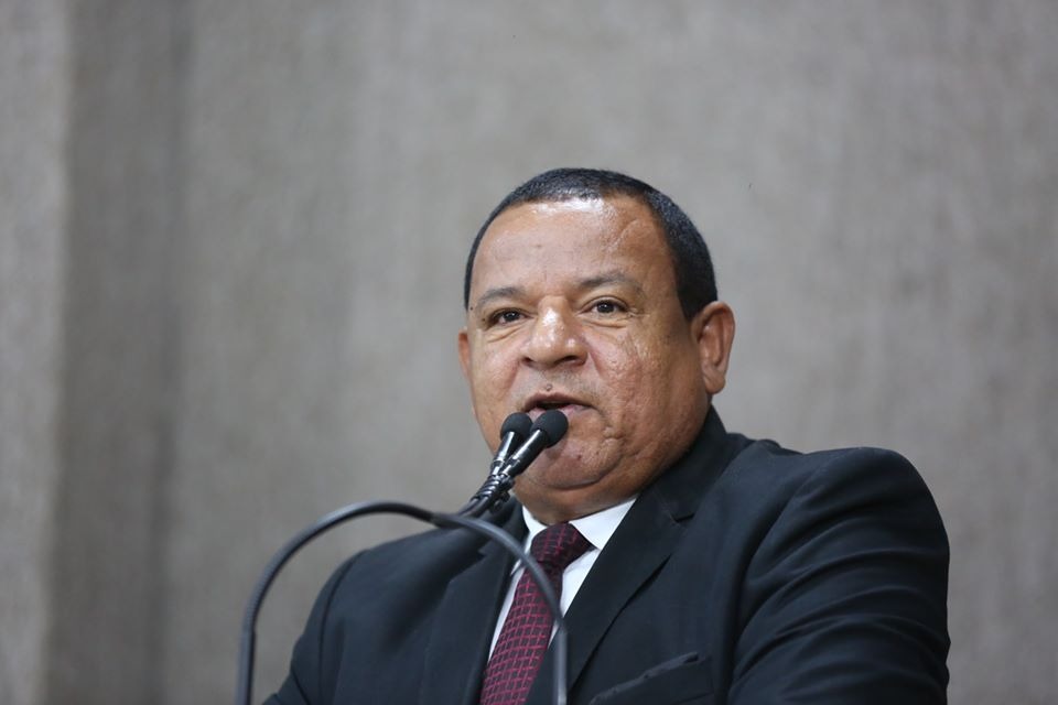 Coroa do Meio e Marivan: abandono de estação de tratamento e alagamentos preocupam Américo