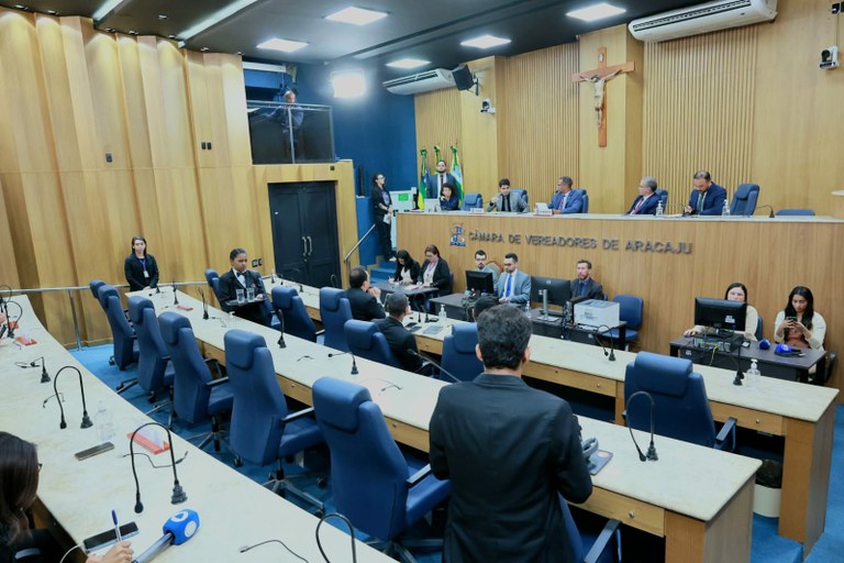 CPI da SMTT inicia os trabalhos de investigação com aprovação de requerimentos que cobram transparência