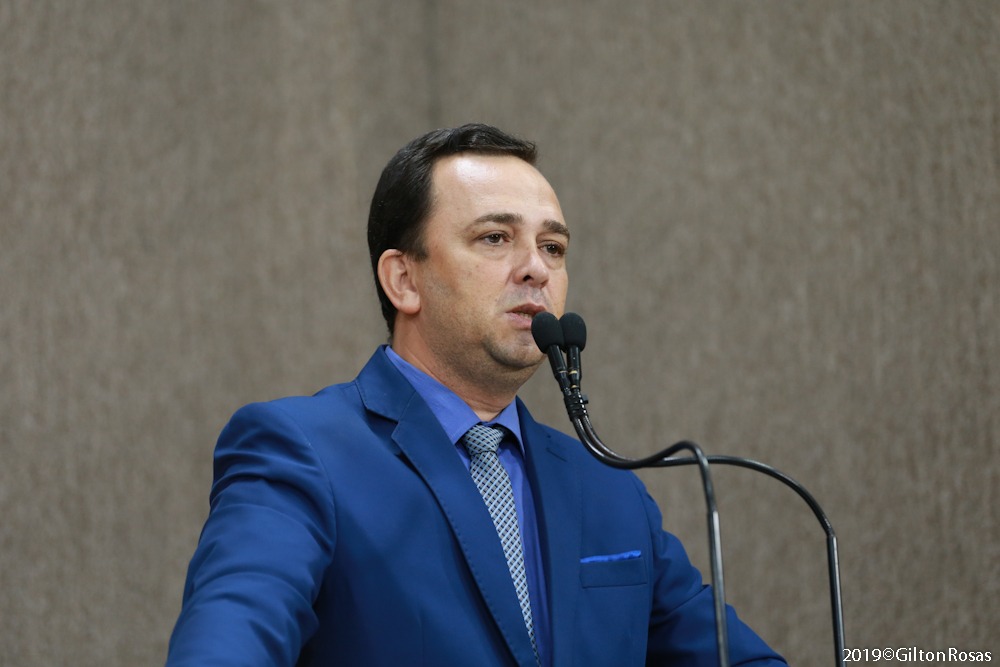 Crianças: Fábio Meireles destaca importância de acompanhamento social e psicológico