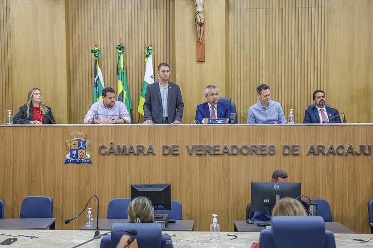 De autoria de Elber, Audiência Pública debate, na CMA, problemáticas da Maternidade Nossa Senhora de Lourdes. 