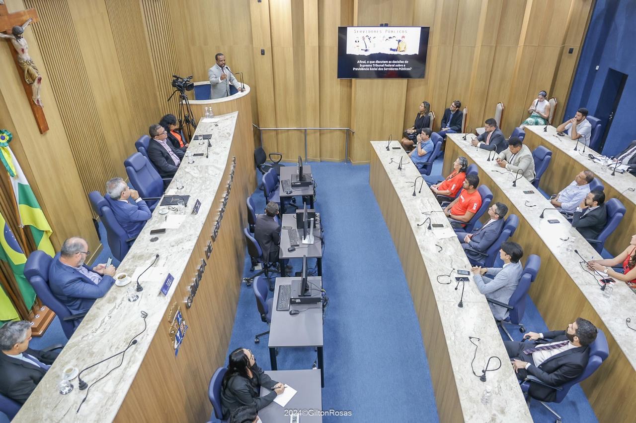 De autoria de Elber Batalha, a Audiência Pública discutiu como as decisões do STF podem alterar o regime de previdência dos servidores públicos