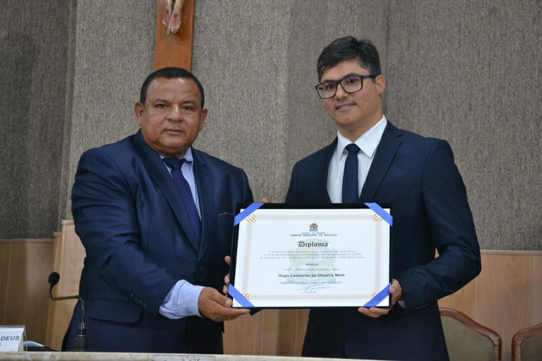 Delegado Hugo Leonardo de Oliveira Melo recebe título de cidadão aracajuano