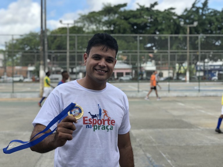 Dezenas de jovens participam da II Copinha de Futsal Saudoso Tuca