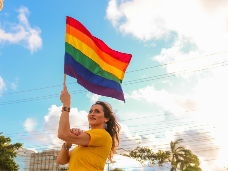 Dia Internacional contra a LGBTQIA+fobia marca conquistas na luta por equidade
