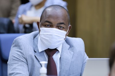 Dia internacional da luta contra o câncer infantil: Binho ressalta a importância da prevenção e tratamento