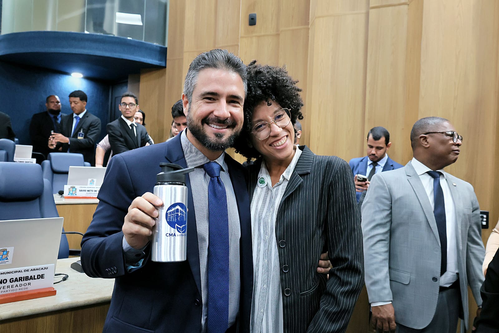 Dia Mundial da Água: Câmara distribui garrafas reutilizáveis