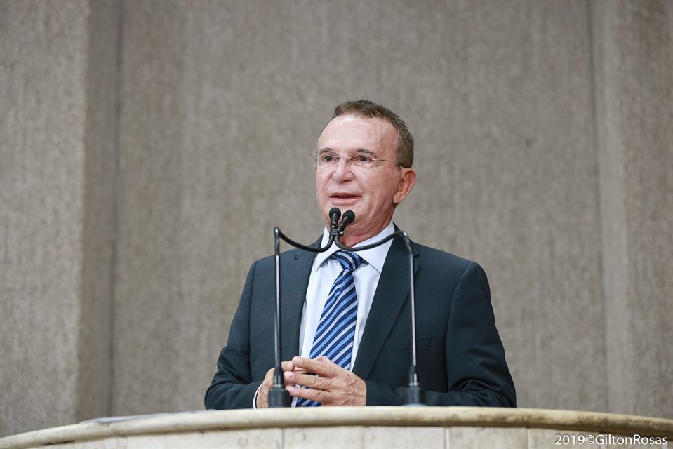 Dr. Gonzaga agradece realização de serviços solicitados