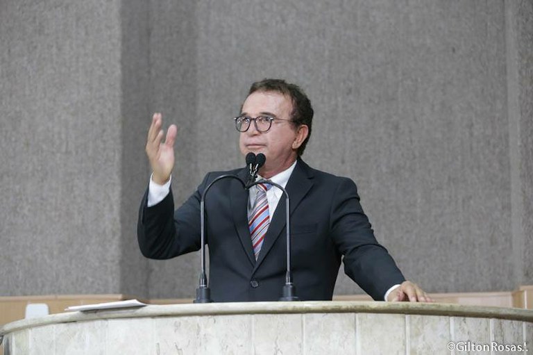 Dr. Gonzaga destaca criação da Associação Brasileira de Personal Trainers