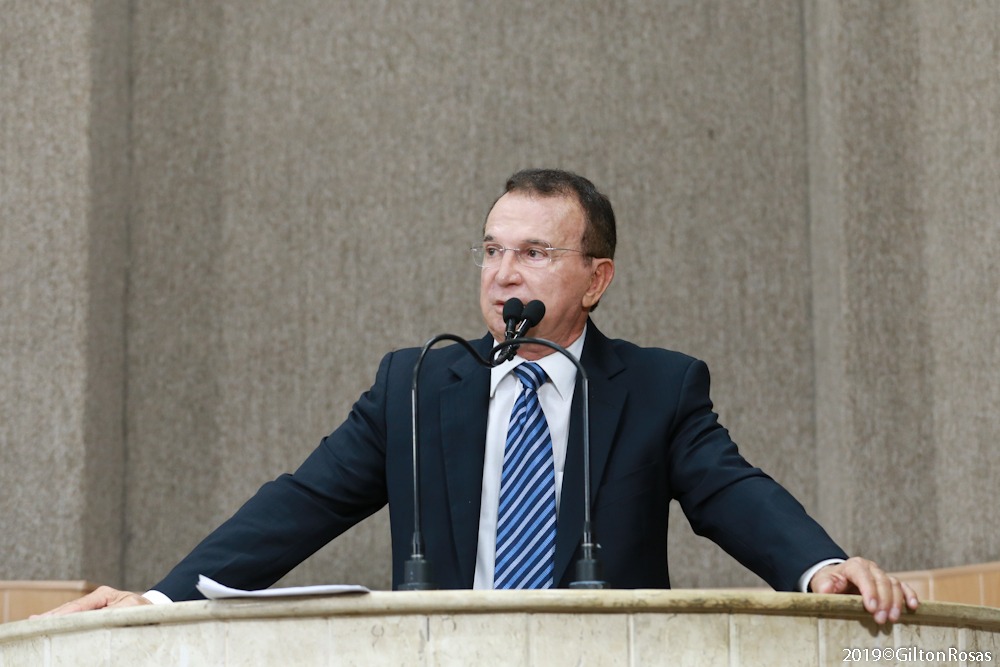 Dr. Gonzaga fala sobre saúde e campanha de vacinação