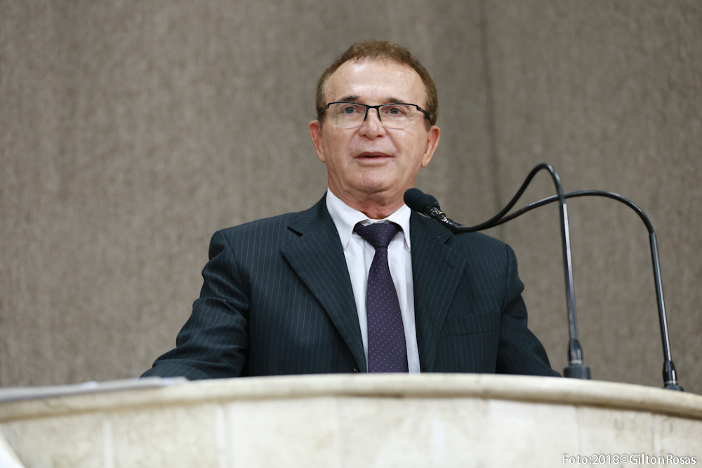 Dr. Gonzaga incentiva doação de leite materno