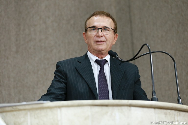 Dr. Gonzaga incentiva doação de leite materno