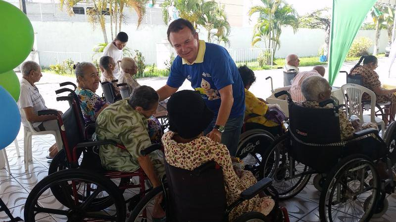 Dr. Gonzaga pede mais direito e dignidade para os idosos