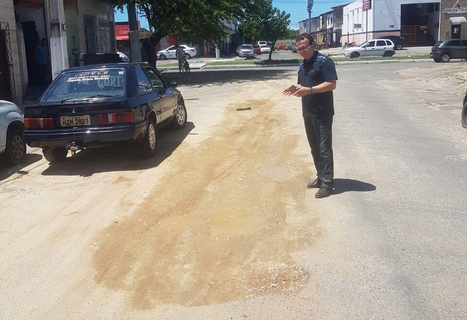Dr. Gonzaga pede pavimentação para rua do 18 do Forte