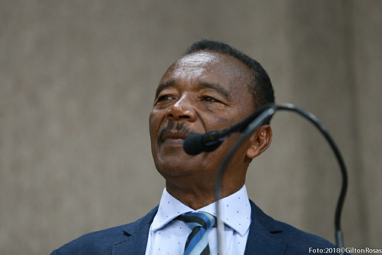 Dr. Manuel Marcos critica situação do tratamento das mulheres com câncer em Aracaju