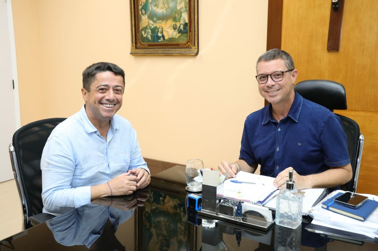 Durante encontro, Fabiano Oliveira parabeniza gestão de Fábio Mitidieri e se coloca à disposição
