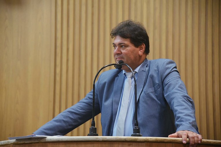 Durante o Pequeno Expediente na CMA, vereador Miltinho Dantas cobra ações diante das fortes chuvas em Aracaju