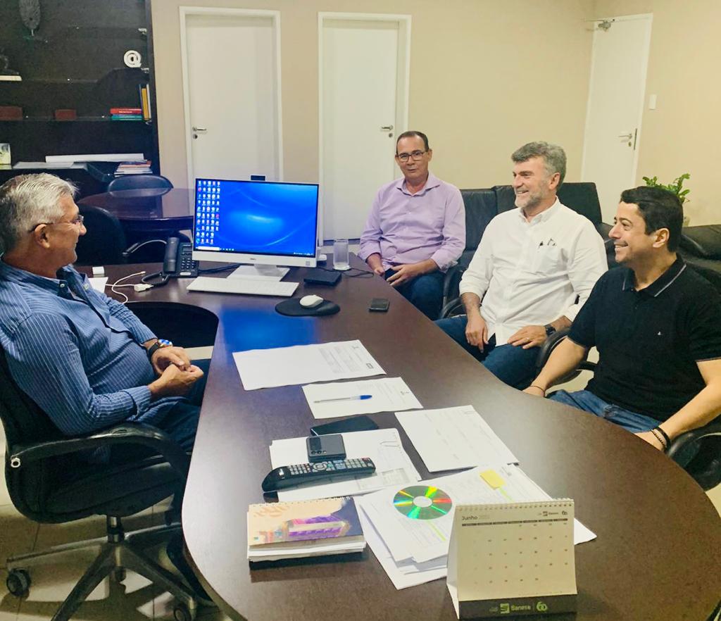 Durante reunião, Fabiano Oliveira propõe melhorias para segurança em Parque da capital