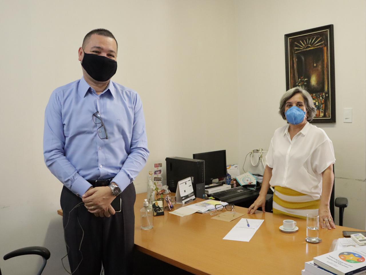 Eduardo Lima busca apoio para questões sanitárias, pedagógicas e atendimento psicológico em retorno às aulas