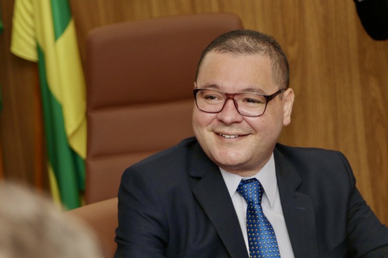 Eduardo Lima continuará presidindo as Frentes Evangélica e do ECA