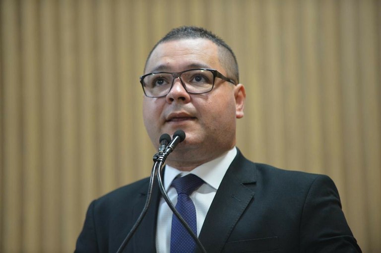 Eduardo Lima destaca o trabalho realizado pela prefeitura nos bairros perífericos da capital