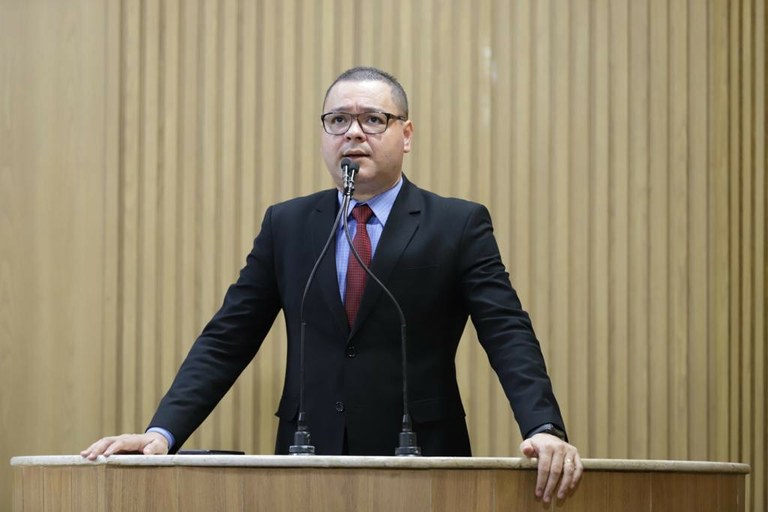 Eduardo Lima externa preocupação com a violência contra pessoa idosa