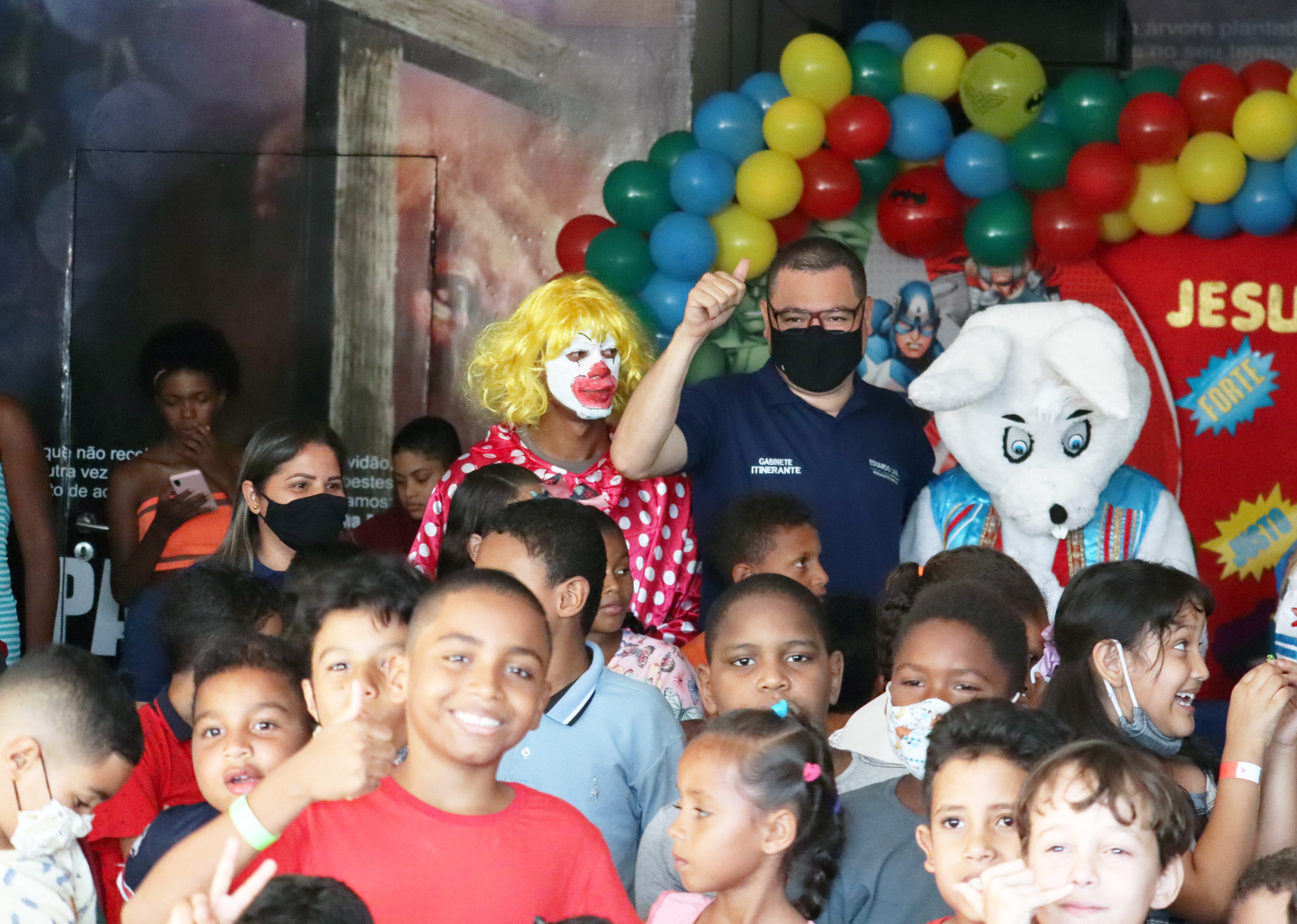 Eduardo Lima participou de várias Ações Sociais voltadas para o Dia das Crianças