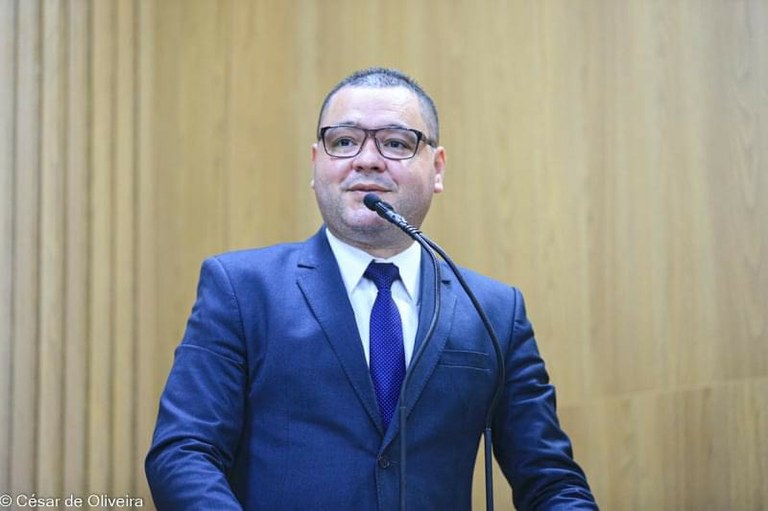Eduardo Lima ressalta que é urgente a criação de soluções para o transporte público do município