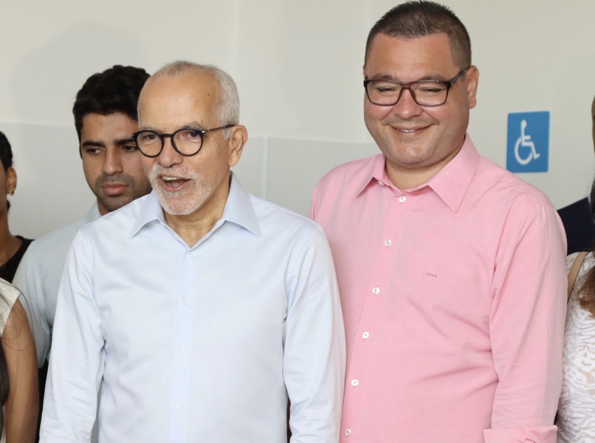 Eduardo Lima visita instalações da Maternidade do 17 de Março