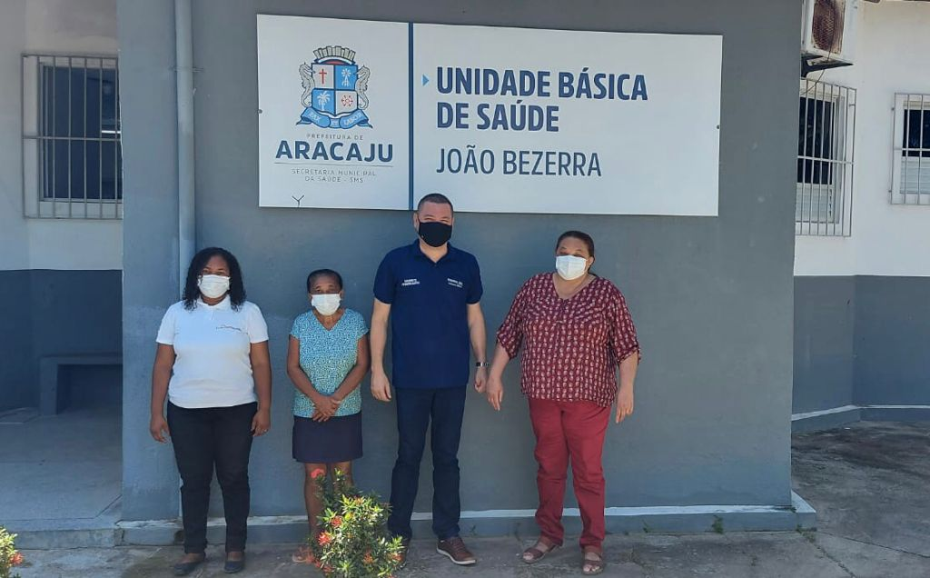 Eduardo Lima visita Unidade de Saúde em novo bairro de Aracaju