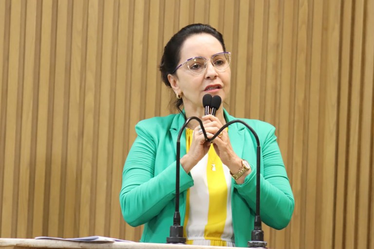 "Edvaldo não cansa de desrespeitar o Judiciário”, diz Emília