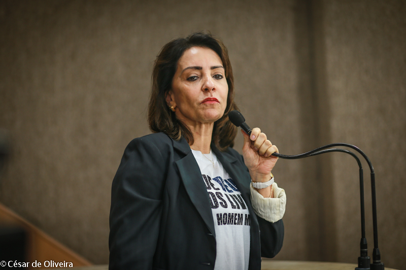 "Edvaldo Nogueira insiste em seu marketing mentiroso", diz Emília Corrêa