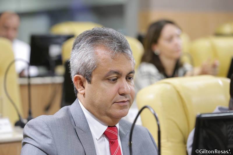 Elber apresenta seis requerimentos na CPI do Lixo e espera aprovação