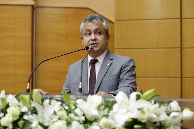 Elber Batalha destaca problemas no trânsito de Aracaju