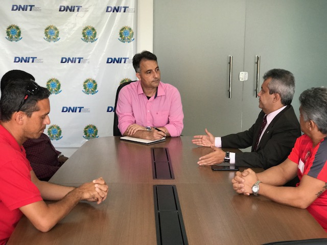 Elber cobra do DNIT início das obras no Lourival Batista